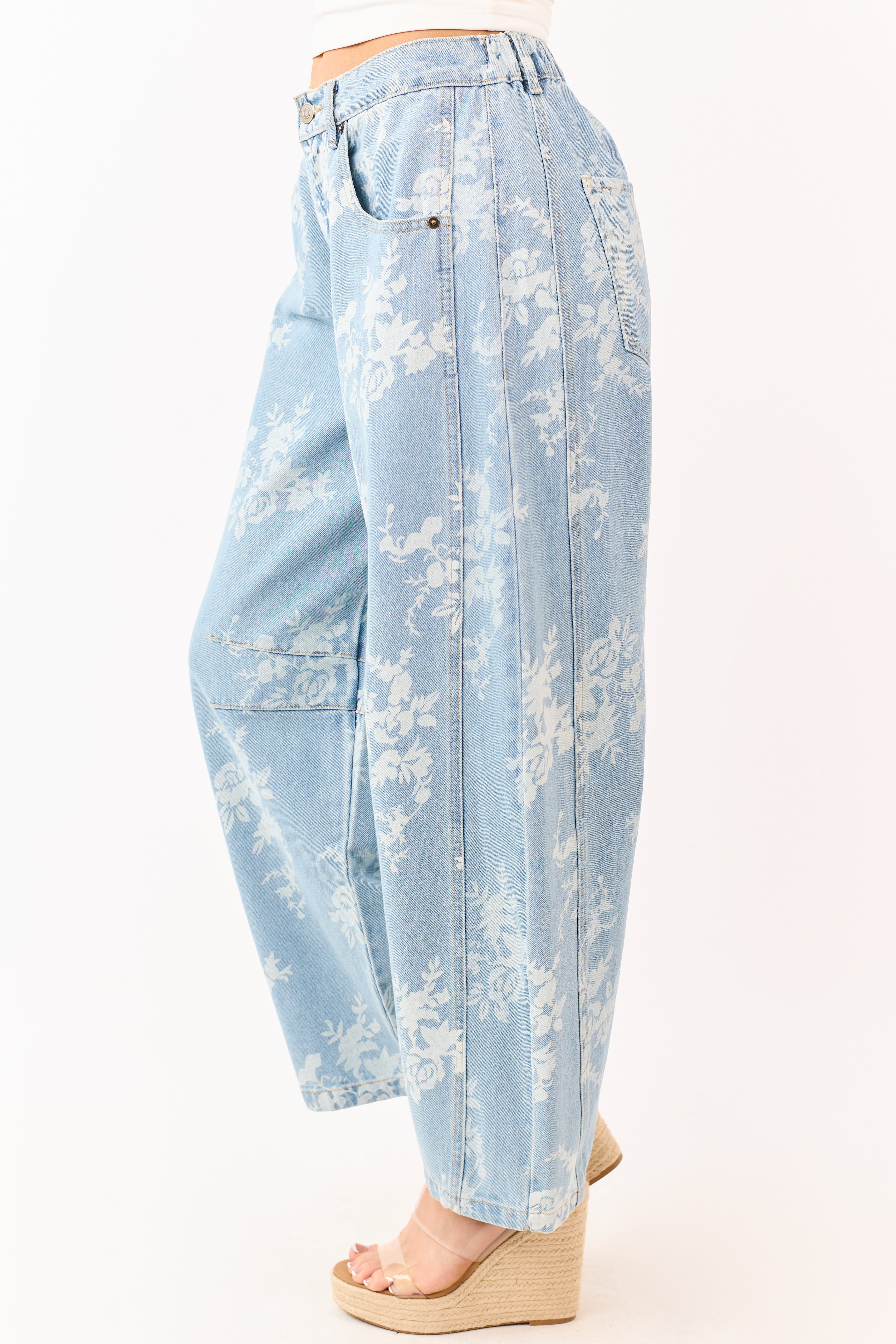 Light Wash Floral Elastic Waist Barrel Jeans