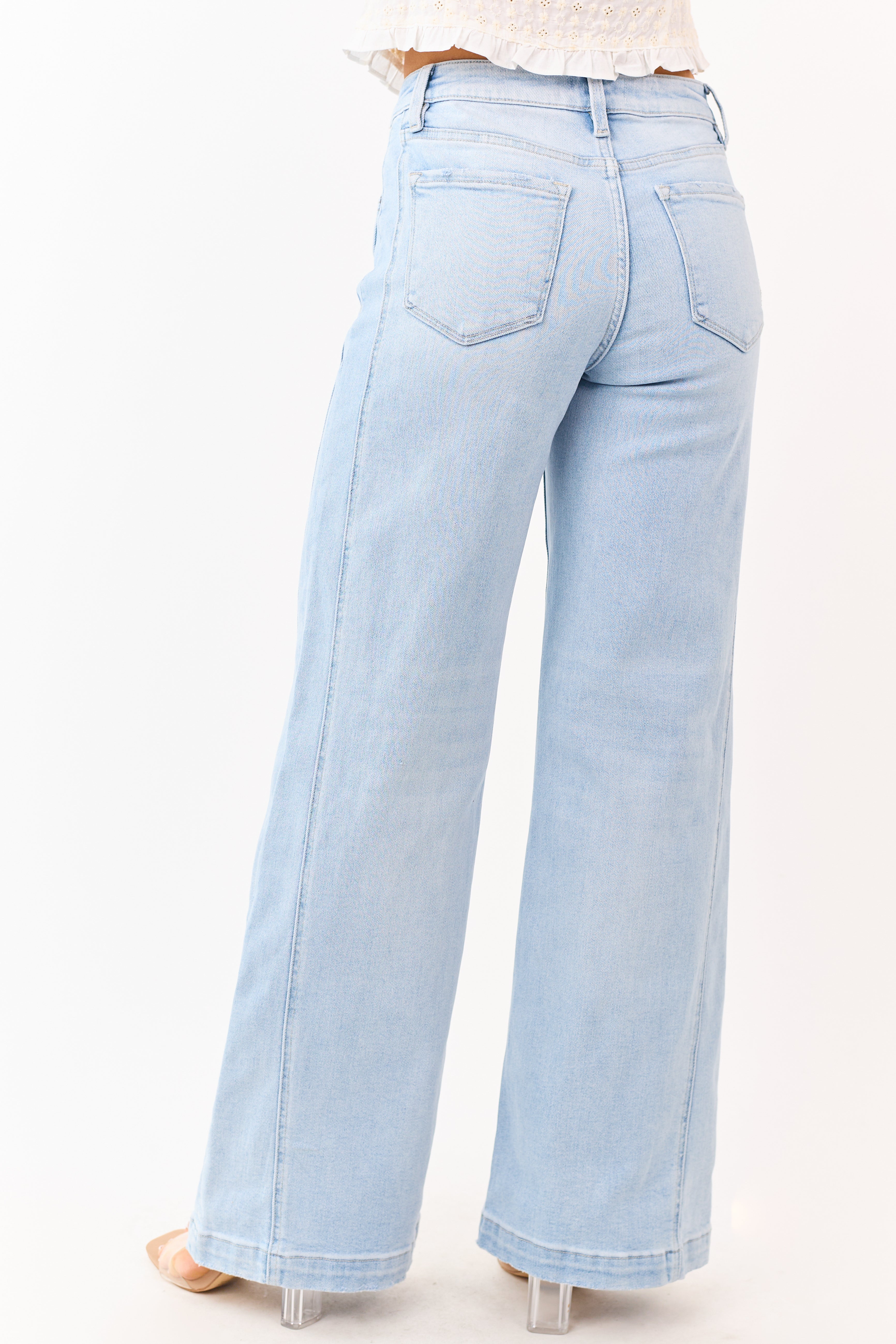 Vervet Light Wash Wide Leg Stretchy Jeans